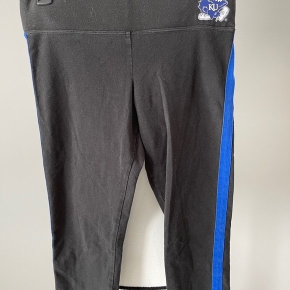 Jayhawks Kansas University JayHawks Pink by Victoria secret Capris size medium - Picture 9 of 14